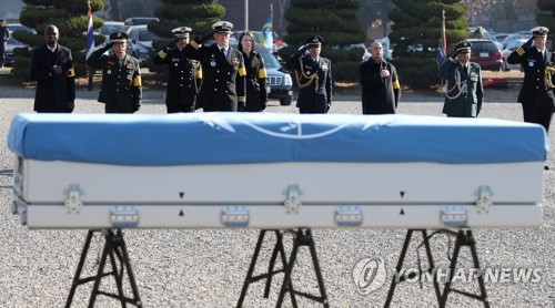 '재조정된' 북미 유해송환 협의… 공동성명 이행 윤활유될까