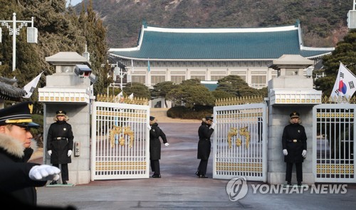 청와대 "개각, 이번 주는 아냐… 어떻게 앞날 알겠나"