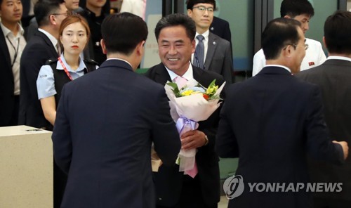 北탁구협회 서기장 "단일팀 하나 됨과 응원으로 기적 일어났다"