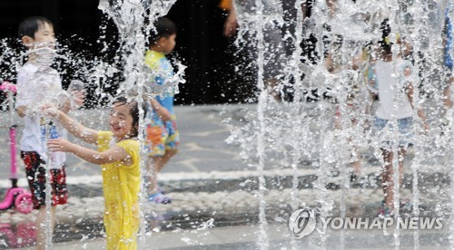 '대서'에 펄펄 끓는 한반도… 대구 낮 최고 37도·서울 36도