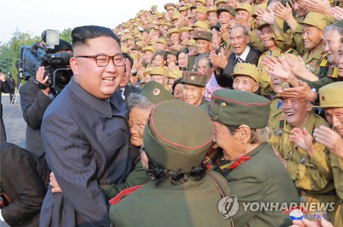 북한, 정전협정 65주년에 체제결속 다지고 대미비난 삼가 눈길