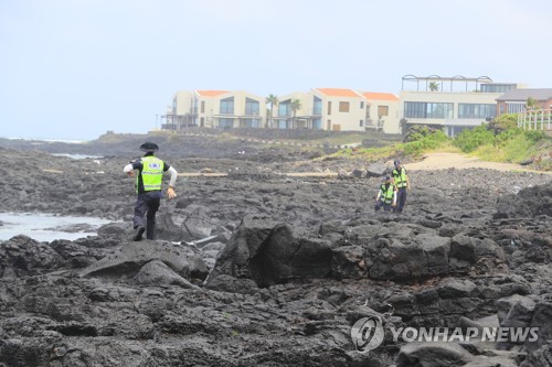 제주 실종여성, 당일 밤 방파제서 혼자 술마신 정황(종합)