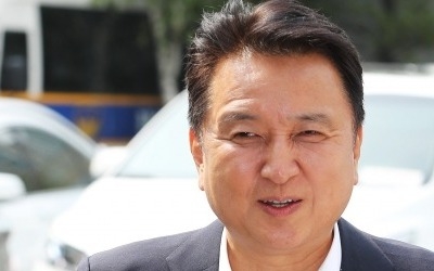 김영환 경찰출석 "이재명 지사, 피해자 코스프레 멈추고 직접 나서야"