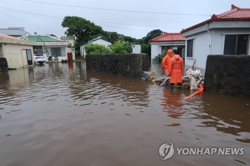 장마·태풍 겹치며…전국 비 피해 속출