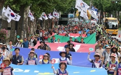 "정부, 전교조 법외노조 직권취소하라… 법적으로 가능"