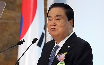 문의장 "연내 개헌안 도출"… 개헌불씨 살아날까