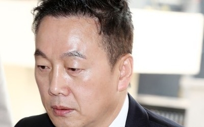 경찰 "정봉주, 성추행 의혹 보도한 언론 명예훼손"… 검찰송치