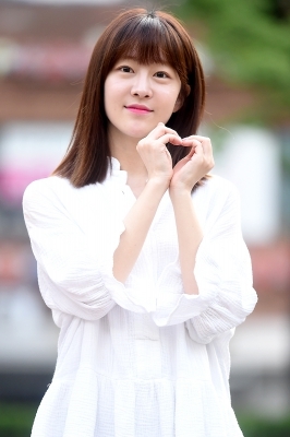 [포토] 라붐 유정, '사랑스럽게 하트~'