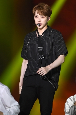 [포토] 워너원 라이관린, '이글이글 타오르는 눈빛' (코리아뮤직페스티벌)