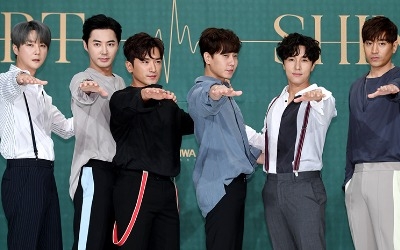 신화 데뷔 20주년 "감회 새로워…멤버들 자랑스럽다"