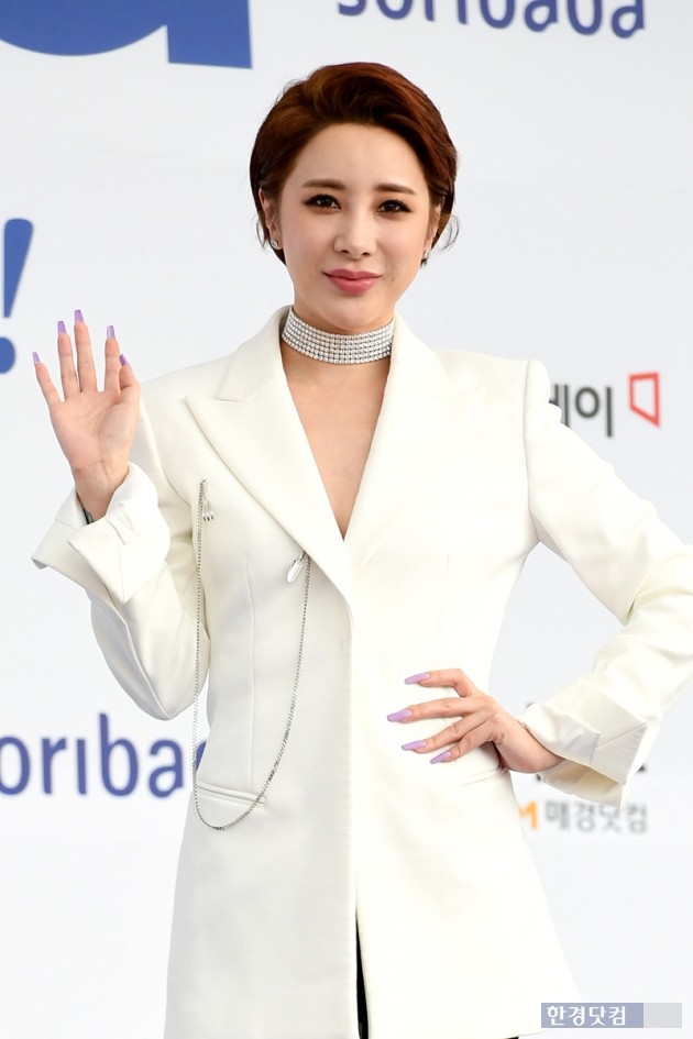 [포토] 서인영, '나야나 원조 쎈언니'(소리바다 어워즈)