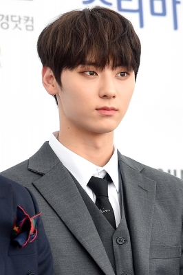 [포토] 워너원 황민현, '카리스마 눈매'(소리바다 어워즈)