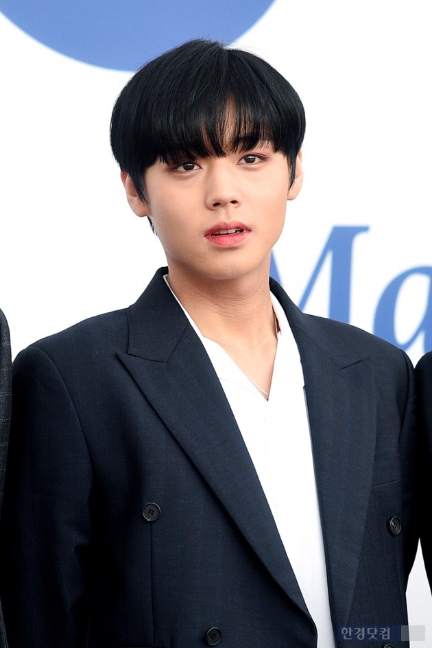 [포토] 워너원 박지훈, '순정만화 주인공처럼'(소리바다 어워즈)