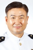 한강에 빠진 시민 구한 김용우 중령 'LG 의인상'
