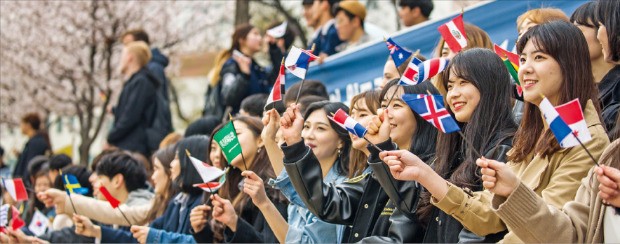 한국외국어대학교, 수시 2222명 선발… 논술전형 문항·시험시간 단축