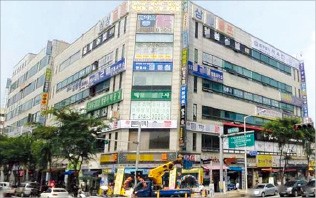 [한경 매물마당] 영등포 역세권 빌딩 구조조정 급매 등 8건