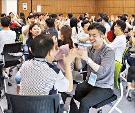 서린바이오사이언스 "웃음의 긍정 에너지가 기업 성장 원동력"