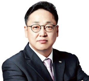 김대환 미래에셋대우 WM연금지원부문 대표 "외화내빈 퇴직연금… 자동투자制로 수익률 높여야"