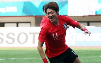 ‘황의조 멀티골’ 한국, 8강 우즈벡전 전반 2-1 리드