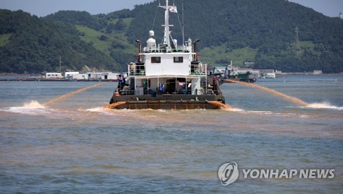 달궈지는 바다… 한숨 돌린 적조, 고민 깊어진 양식장