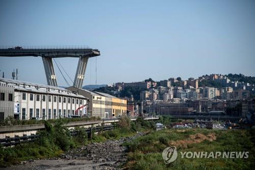 伊 교량붕괴 참사 원인은… 관리 소홀·설계 결함에 수사 초점