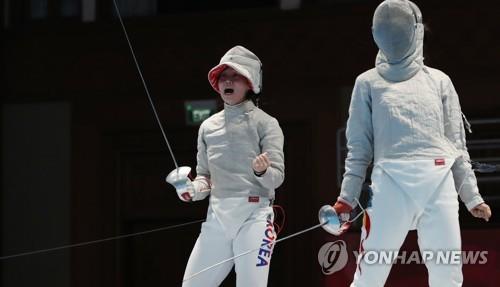 [아시안게임] '명투수의 딸' 펜싱 윤지수 "무릎 걱정뿐인 아빠, 얼른 갈게요"