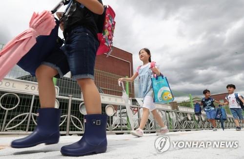 폭우·강풍 동반한 '솔릭' 호남·충청 관통…피해 속출