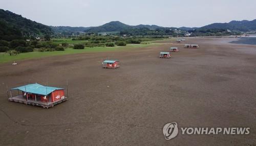 태풍 비껴간 충남 저수율 40%까지 '뚝'… 전국 최악