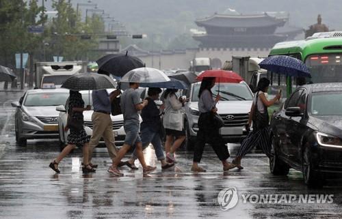 [날씨] 내일 전국에 장대비… 낮에 수도권부터 그쳐