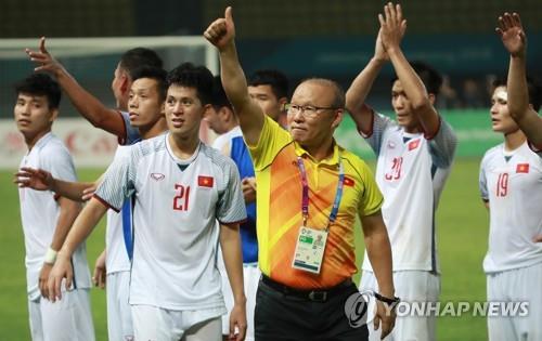 [아시안게임] '베트남 기적' 박항서 "조국을 사랑하지만 책임 다할 것"