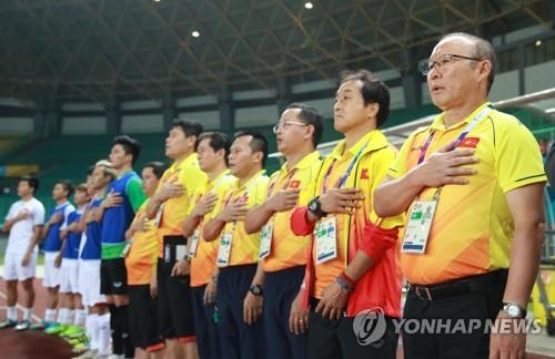 [아시안게임] '베트남 기적' 박항서 "조국을 사랑하지만 책임 다할 것"