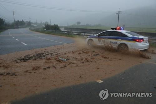 연천·포천에 400㎜ '물폭탄'… 차탄천 범람 우려