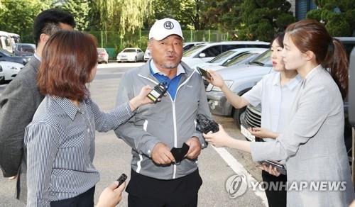 경찰 '김흥국 성폭행' 폭로에 무고죄 '무혐의'… 검찰, 보완 지시