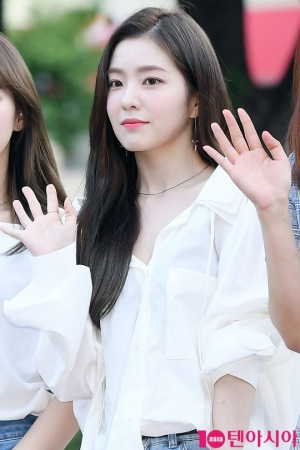 [TEN PHOTO] 레드벨벳 아이린 &#39;설레게 만드는 미모&#39;