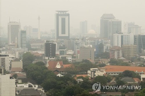 아시안게임 개막 앞두고 비상 걸린 인니… 연무 확산방지 총력