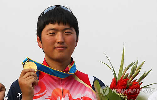 [아시안게임] 8년전 亞정복한 천재 고교궁사 김우진, 먼길 돌아 다시 정상에