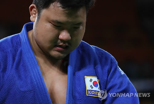 -아시안게임- 남자 유도 김성민, 100㎏ 이상급 금메달…아픈 팔로 우승투혼