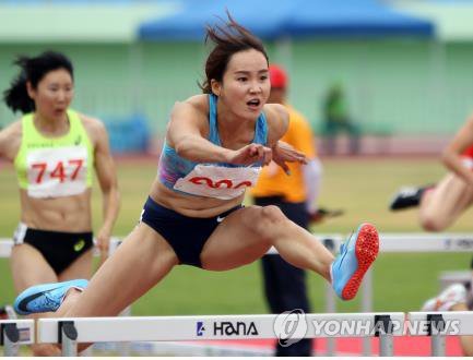 [아시안게임] 정혜림, 여자 100ｍ 허들 전체 1위로 결선 진출…13초17