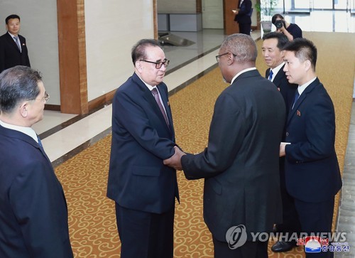 北, 쿠바와 수교일에 "전통적 친선관계 강화·발전 노력할 것"