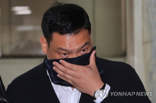 '대마 혐의' 요리사 이찬오 2심도 징역 5년 구형… 내달 선고