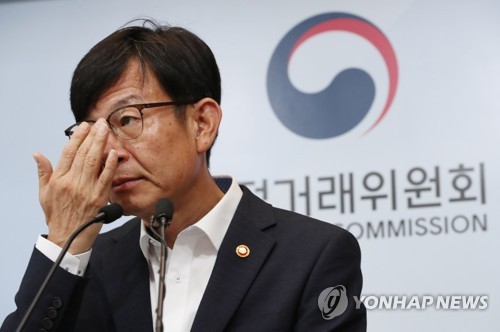 김상조, '취업알선' 검찰기소에 "비리 통감… 국민께 사과"