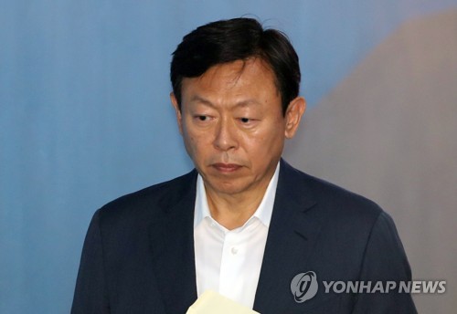 신동빈 "외국에서도 정상 독대했지만 청탁한 적 없어"