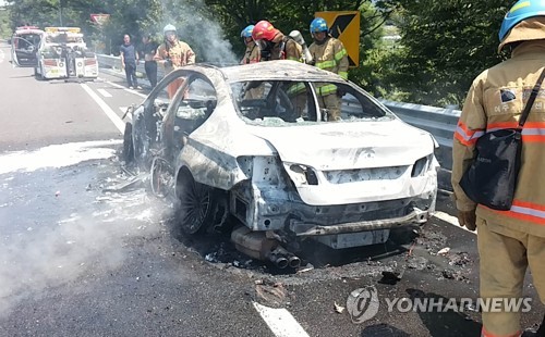 'BMW 화재' 소비자 반발 확산…차주 13명 2차 소송