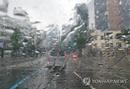 잇단 게릴라성 폭우… 기록적 폭염 부른 티베트 고기압 약해진 탓