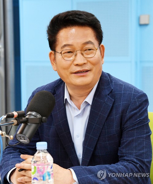 송영길 "미진한 남북·북미회담 후속조치, 문대통령 지지율하락"