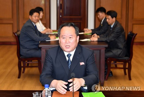 북한 리선권, 정상회담 관련 "날짜 다 돼 있어"