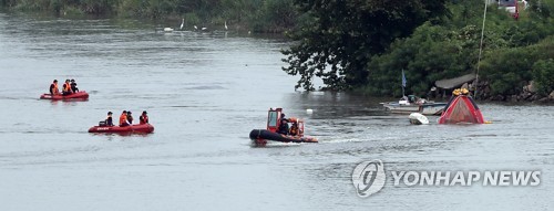 '극적 생환 바랐건만'… 소방관 2명 싸늘한 주검으로