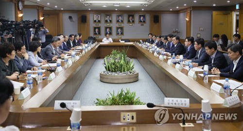 김동연 "내년 예산안 일자리 창출에 초점… 국민참여예산 2배로"