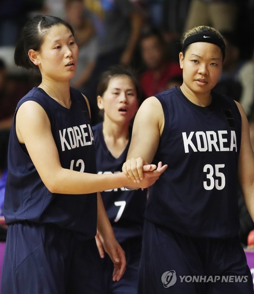 [아시안게임] 축구 충격패·농구 분패… 한국 구기 출발부터 삐걱