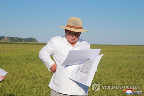 김정은, 한달 전 찾은 함경북도 온실농장 부지 또 시찰